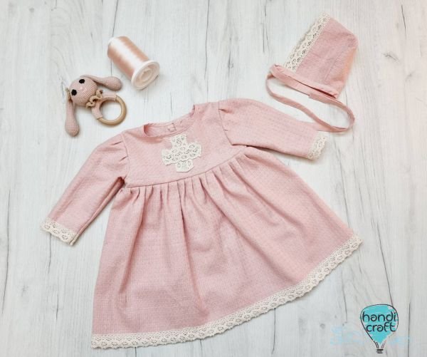 ნათლობის კაბა ვარდისფერი