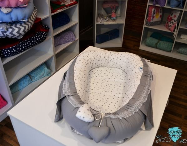 გამოსაყვანი ბუდე ნაცრისფერი