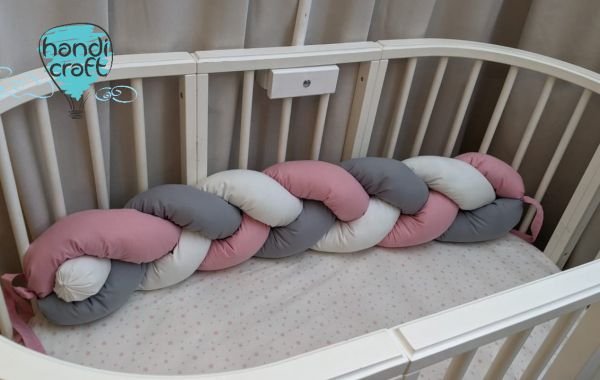 ბავშვის საწოლის ბამპერი ფერადი