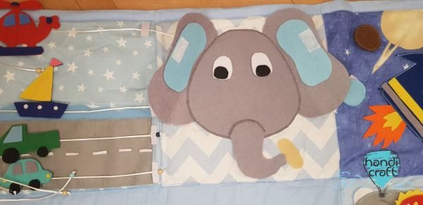 განმავითარებელი ხალიჩა სპილოთი